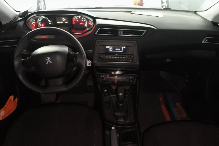 Used Peugeot 308 2018 1.6L Manual Fashion Edition