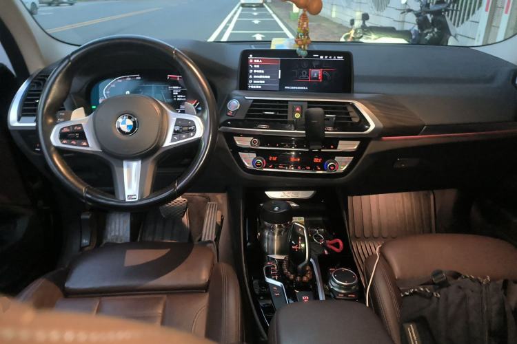 Used BMW X3 2021 Facelift xDrive28i M Sport Package Center Console