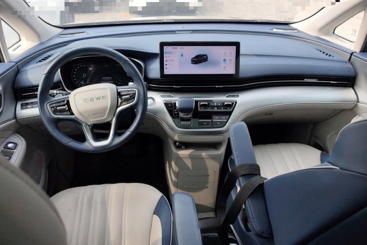 Used Roewe iMAX8 2022 400TGI Prestige Edition
