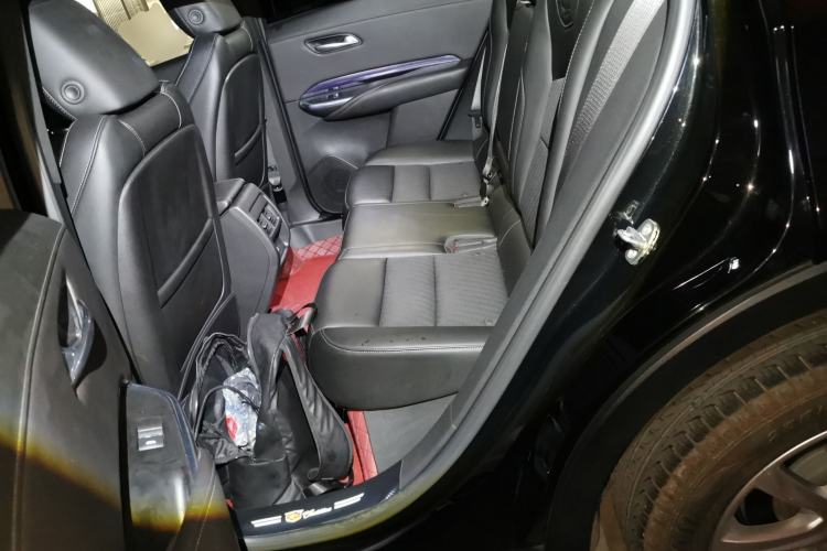 Used Cadillac XT4 2022 28T Two-Wheel Drive Fashion Edition Left Rear Seat