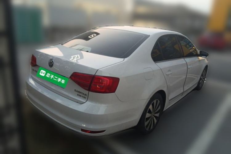 Used Volkswagen Sagitar 2017 230TSI Manual Comfort Model
