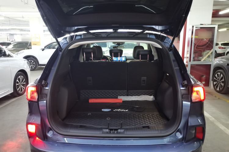 Used Ford Escape 2020 EcoBoost 245 Two-Wheel-Drive Titanium Edition