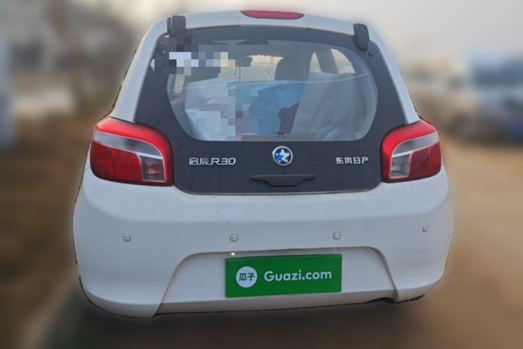 Used Venucia R30 2014 1.2L Manual Enjoyment Edition