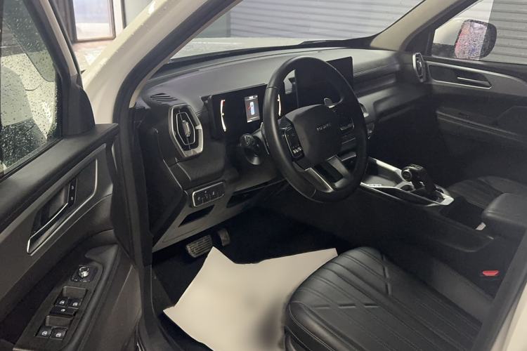 Used Haval H5 2023 2.0T Automatic Two-Wheel Drive LinkedIn Gasoline
