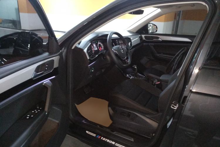 Used Volkswagen Tayron 2020 330TSI Two-Wheel Drive Luxury Smart Connectivity Version
