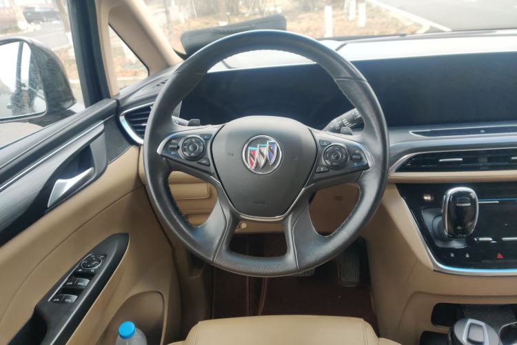 Used Buick GL8 2021 ES Landtrek 653T Smart Luxury Model
