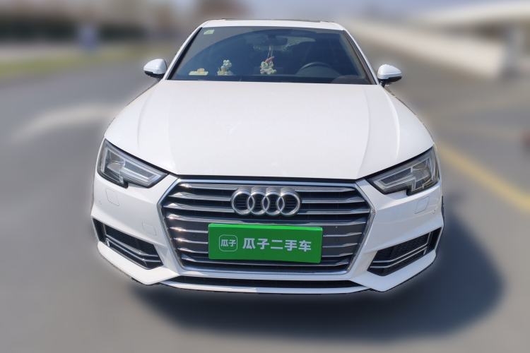 Used Audi A4L 2018 30th Anniversary Edition 40 TFSI Sport Edition