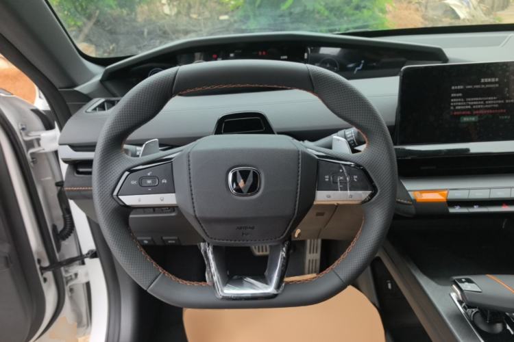 Used CHANGAN UNI-V 2024 1.5T Prestige Sport Edition
