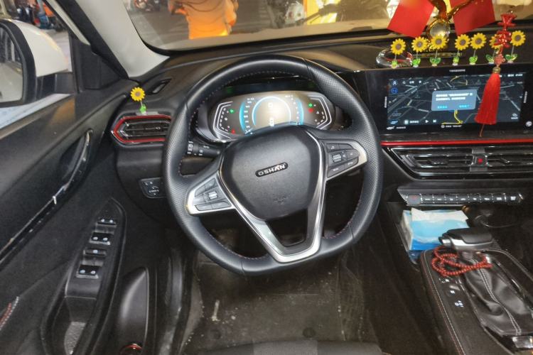Used CHANGAN OSHAN X5 2021 1.5T DCT Prestige Edition Steering Wheel