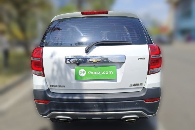 Used Chevrolet Captiva 2015 2.4L 4x4 Flagship Edition 7-Seater