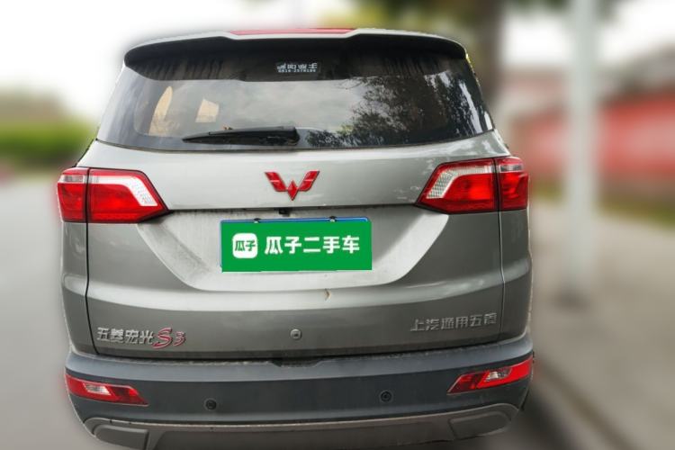 Used Wuling Hongguang S3 2018 1.5T Manual Luxury Model China V Standard