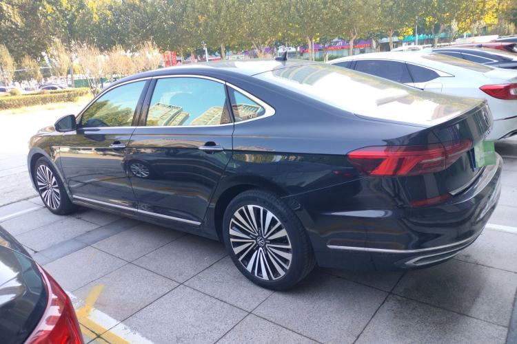 Used Volkswagen Passat 2021 330TSI Luxury Edition
