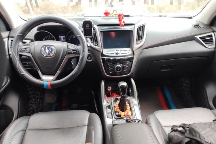 Used CHANGAN CS75 2017 Shangkui Edition 1.5T Manual Fengxiang Model
