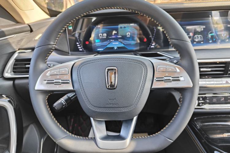 Used Bestune T77 2020 PRO 280 TID Automatic Luxury Model Interior 3