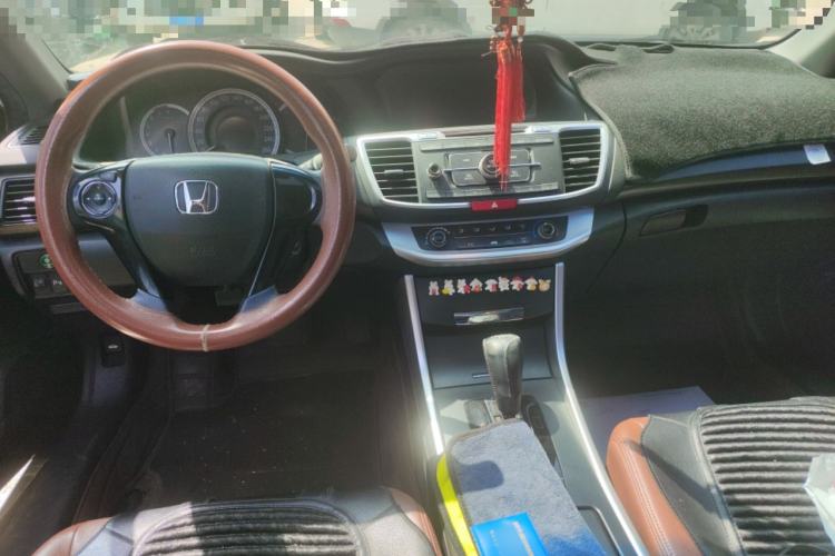 Used Honda Accord 2014 2.0L LX Comfort Edition
