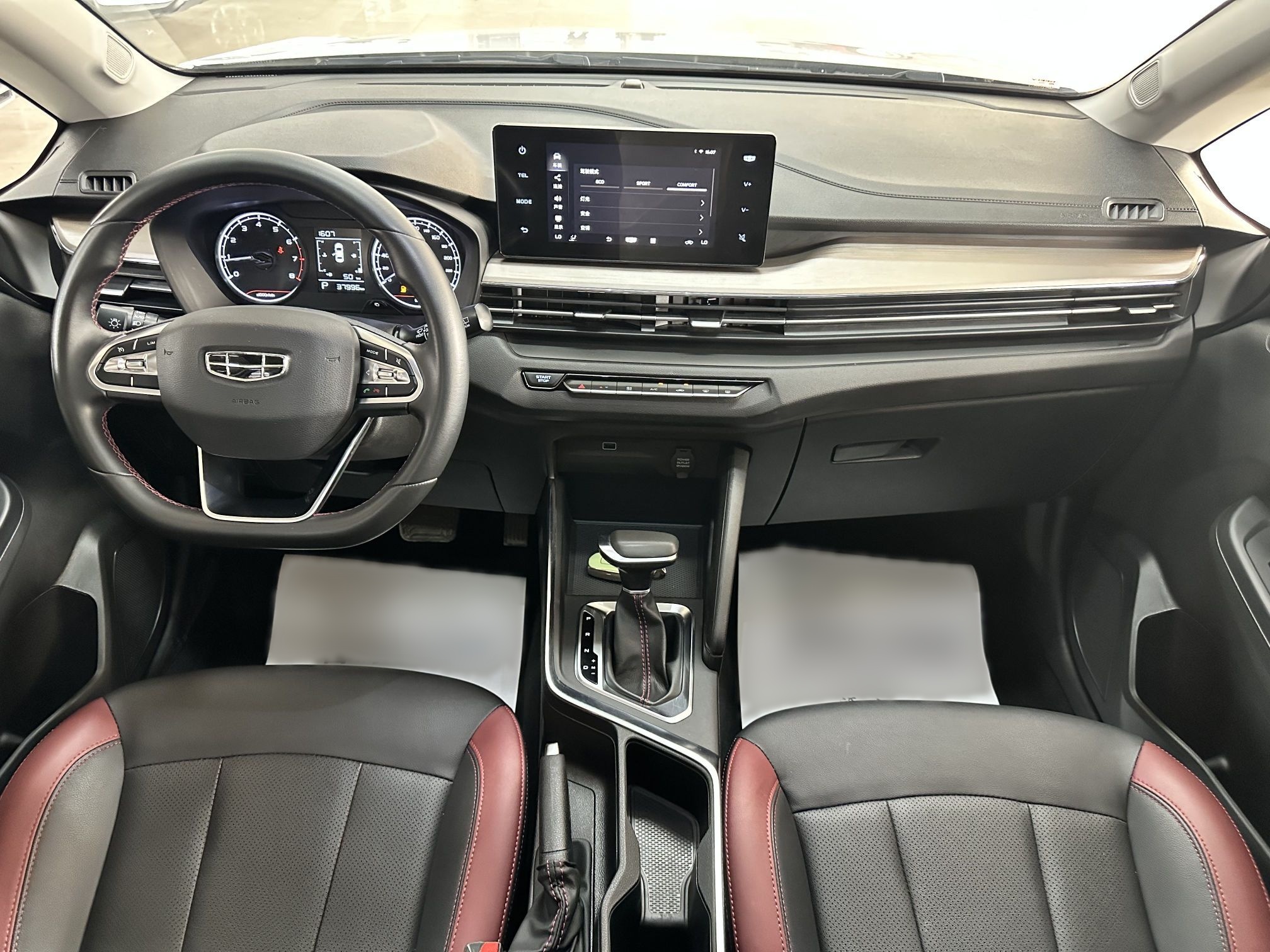 Geely Auto Vision X3 2021 PRO 1.5L CVT Deluxe Model — снимка 16