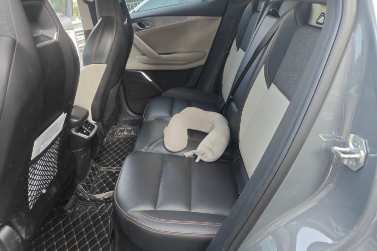 Used Lynk & Co 06 EM-P 2022 PHEV 84 km Range Pro Version Left Rear Seat