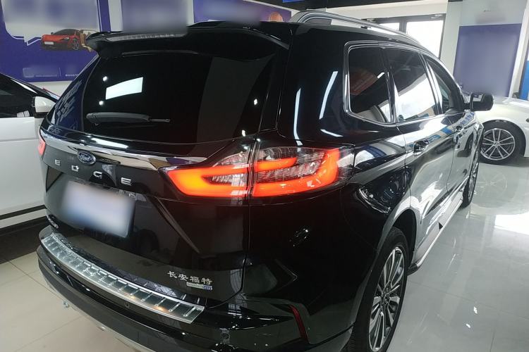 Used Ford Edge 2021 Facelifted PLUS EcoBoost 245 Two-Wheel Drive XLT 7-Seater