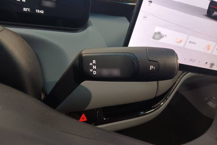 Used Zeekr MIX 2025 Long-Range Intelligent Driving Edition Gear Lever