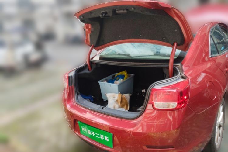 Used Chevrolet Malibu 2014 2.0L Automatic Luxury Edition Trunk