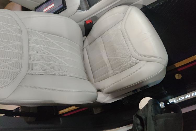 Used Ford Explorer 2023 EcoBoost 285 Four-Wheel Drive Red Gold Edition 6 Seats
