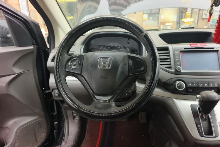 Used Honda CR-V 2012 2.0L two-wheel drive urban version
