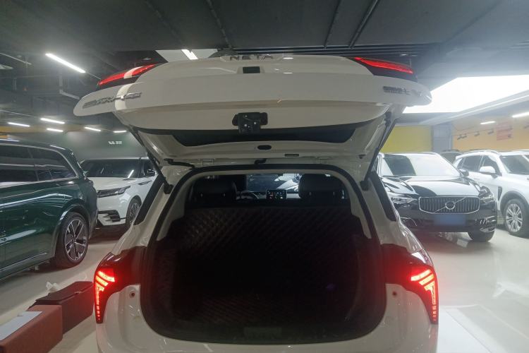 Used NETA V 2022 Chao 400 Lite Trunk