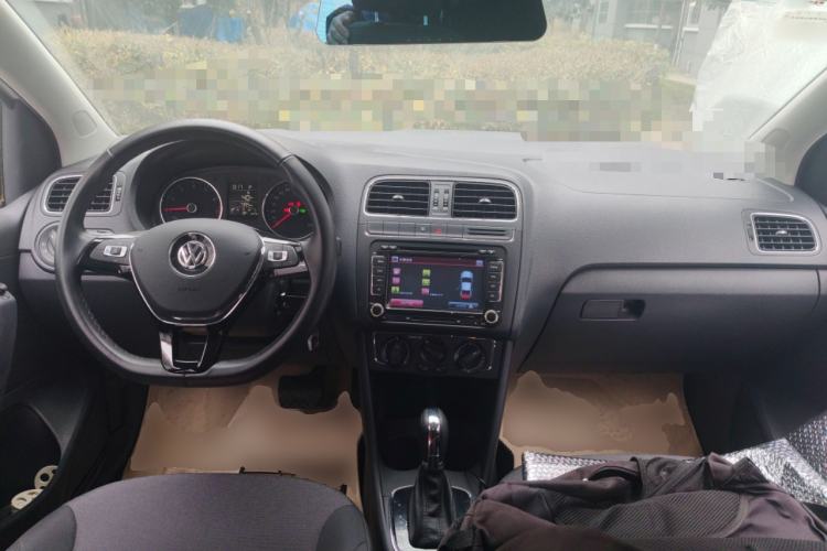 Used Volkswagen Polo 2016 1.6L Automatic Comfort Model