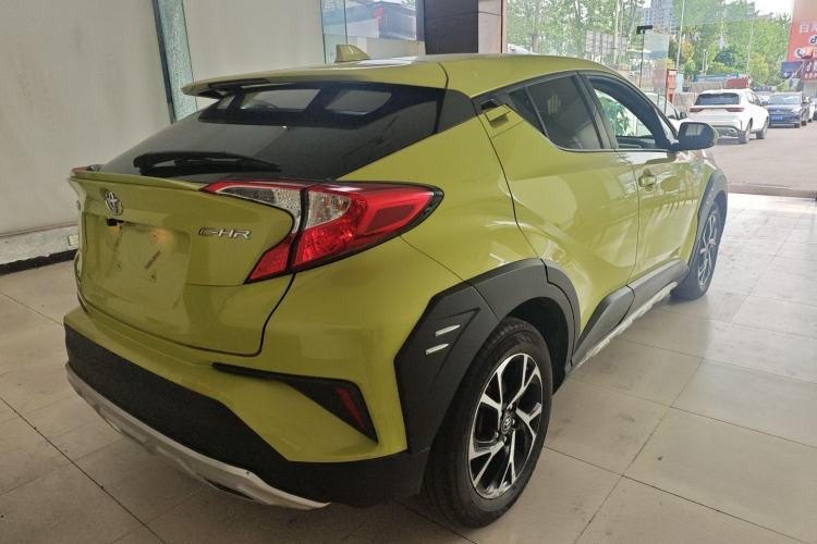 Used Toyota C-HR 2018 2.0L Coolway Leading Edition China V Standard
