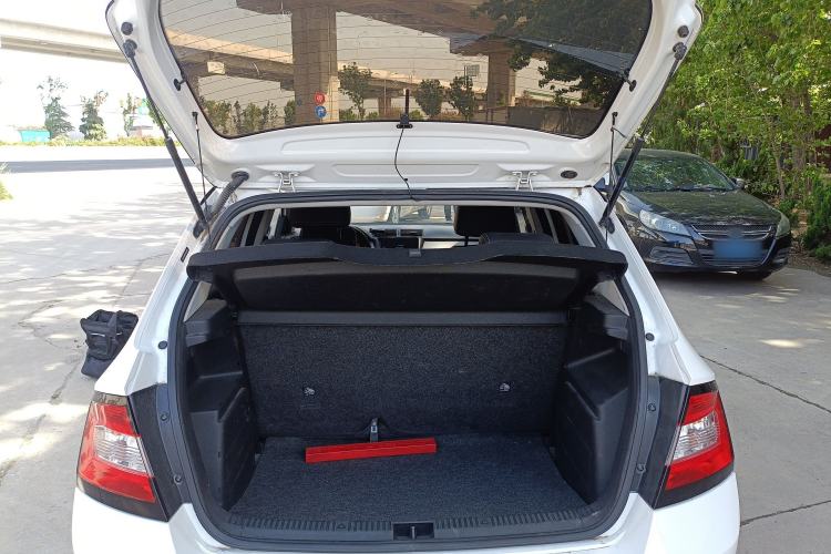 Used Skoda Fabia 2017 1.4L Automatic Car Enjoy Edition