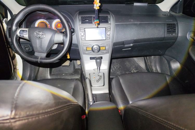 Used Toyota Corolla 2013 Special Edition 1.8L CVT ZhiKu GL-i