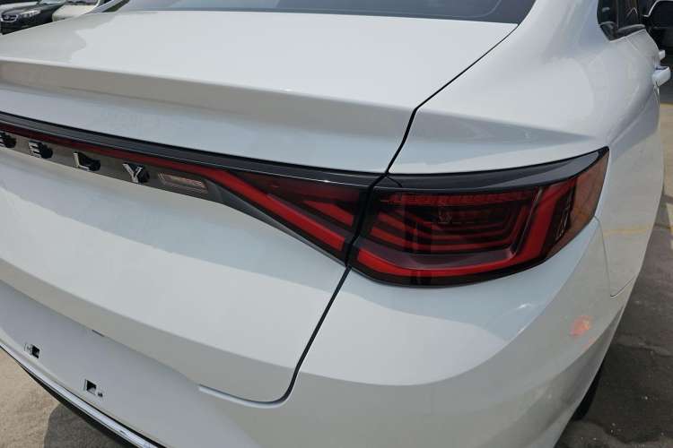 Used Geely Auto Emgrand L 2022 1.4T CVT Flagship Edition
