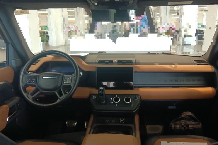 Used Land Rover Defender 2023 110 3.0T P400 X Center Console