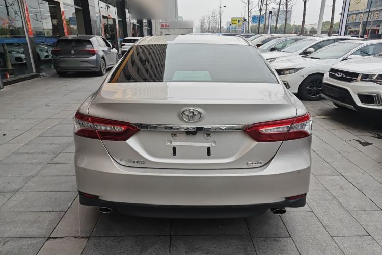 Used Toyota Camry 2019 Revised Version 2.0G Luxury Edition
