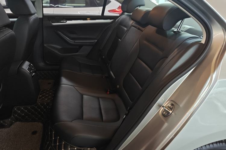 Used Volkswagen Sagitar 2018 1.6L Automatic Comfort Model Left Rear Seat