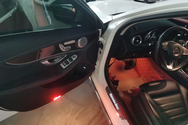 Used Mercedes-Benz C-Class 2018 C 200 L Driver Seat