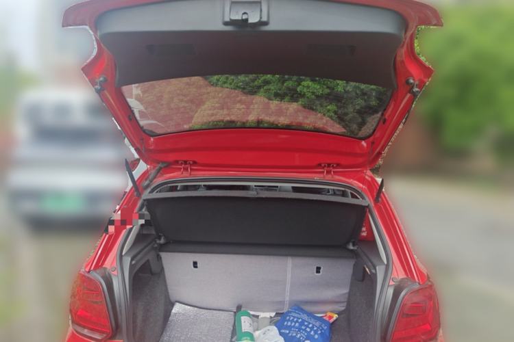 Used Volkswagen Polo 2014 1.4L Automatic Comfort Edition Trunk