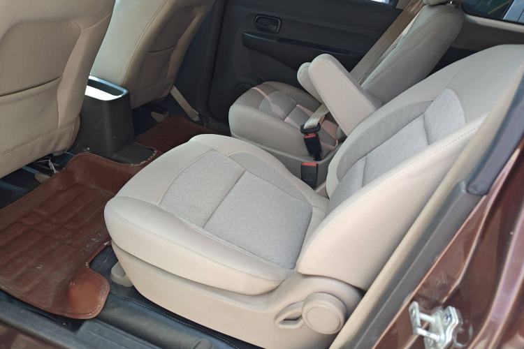 Used Wuling Hongguang 2015 1.5L S Basic Version China V Standard