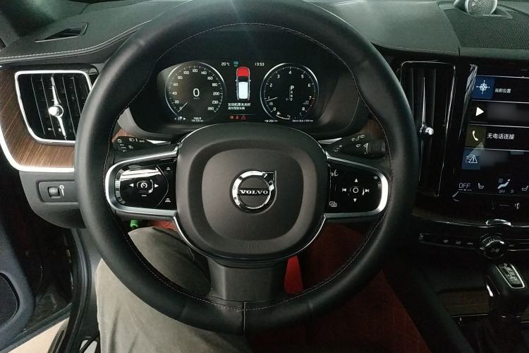 Used Volvo XC60 2021 T5 4x4 Smart Luxury Edition
