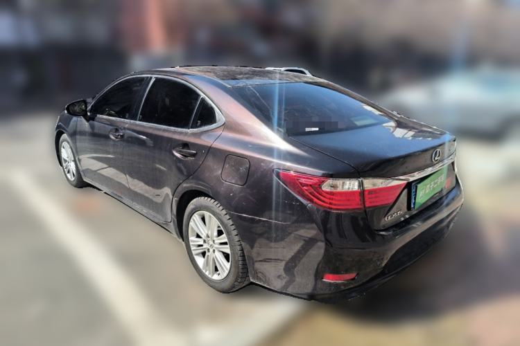 Used Lexus ES 2013 250 Elegant Edition Rear Left 45 Deg