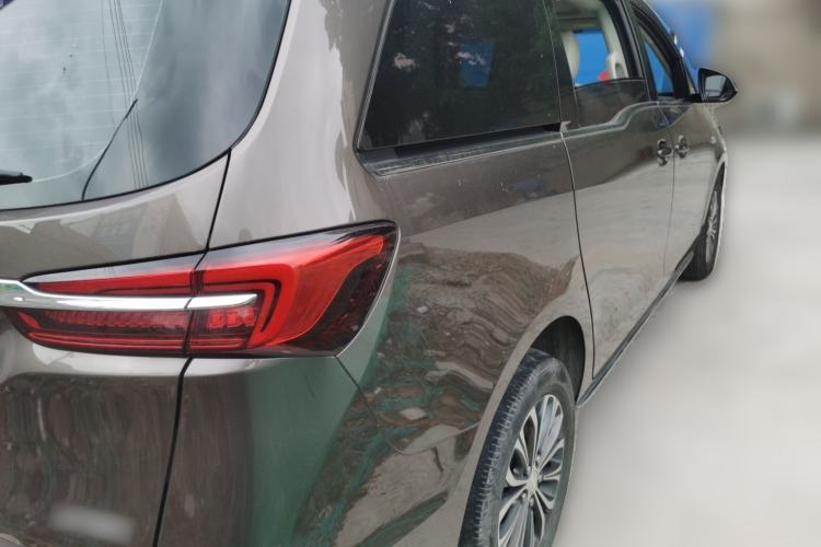 Used Buick GL8 2023 Land Executive Class Smart Enjoyment Model Rear Right 45 Deg