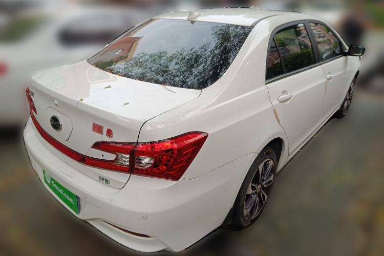 Used BYD Qin New Energy 2015 1.5T Dual-Crown Flagship Plus Edition