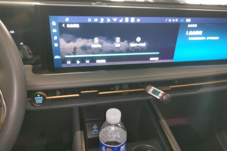 Used Ford Edge 2023 Ford Explorer L 2.0T EcoBoost Four-Wheel Drive 7-Seater Supreme Model