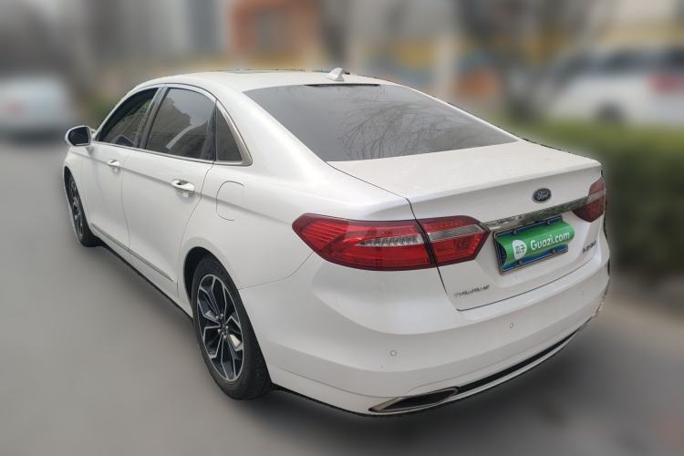 Used Ford Taurus 2017 EcoBoost 245 Luxury Model
