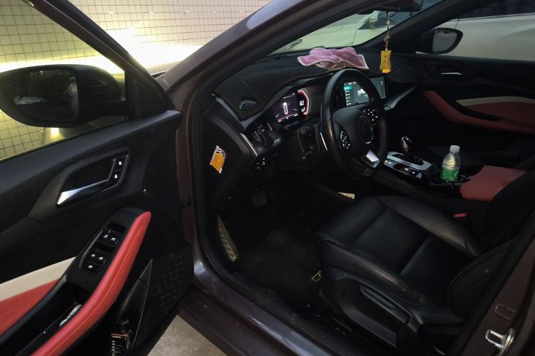 Used MG 5 2021 Revised 300TGI DCT Qingshè Luxurious Enjoyment Edition
