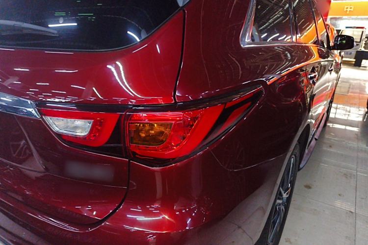 Used Infiniti QX60 2018 2.5 S/C Hybrid Two-Wheel-Drive Excellence Edition China VI Standard Exterior 3