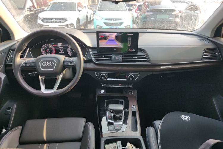 Used Audi Q5L 2023 40T Fashionable and Dynamic Edition
