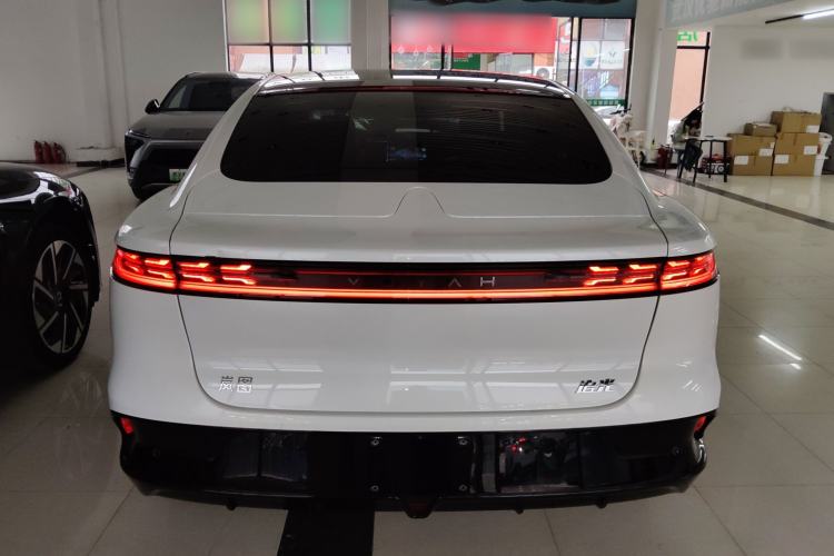 Used VOYAH PASSION 2023 Four-Wheel Drive Long-Range Version Rear