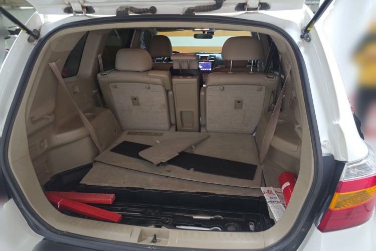 Used Toyota Highlander 2009 3.5L 4x4 7-Seater Luxury Edition Trunk