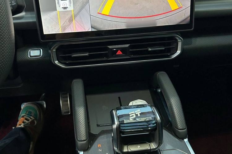 Used JETOUR Traveler 2023 2.0T All-Wheel Drive CrossPRO+
